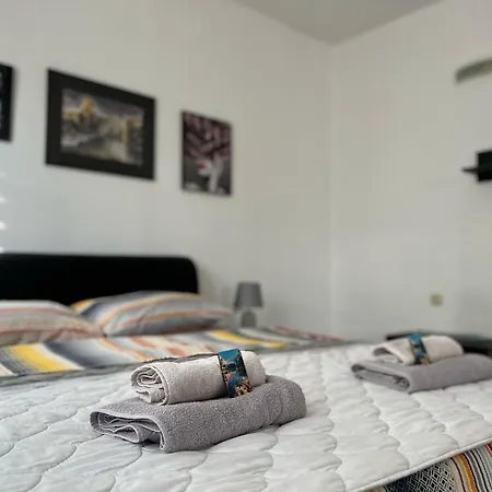 بيت للعطل House Dea موستار